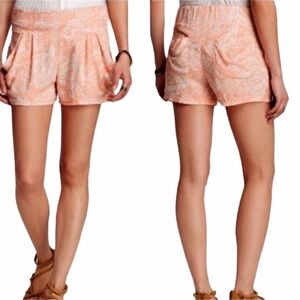 Free People Paisley Print Drape Pockets Shorts Peach Tea Combo Medium